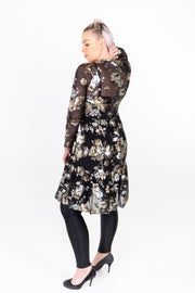 Birta svört og gyllt