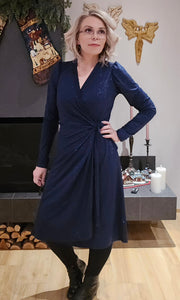 Kristín wrap-kjóll blár glimmer