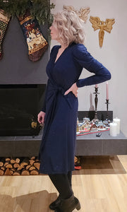 Kristín wrap-kjóll blár glimmer
